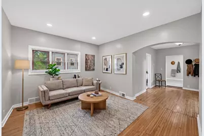 1084 Sylvan Street, Saint Paul, MN 55117 - Photo 1