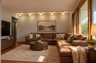 1595 Sandhurst Ave E, Maplewood, MN 55109 - Photo 8