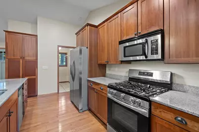 1158 Summit Avenue, Mahtomedi, MN 55115 - Photo 16