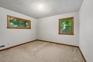 2267 Mohawk Road E, North Saint Paul, MN 55109 - Photo 28