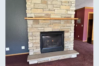 541 Southport Drive, Fairmont, MN 56031 - Photo 12