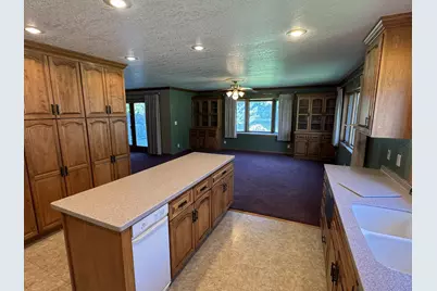 541 Southport Drive, Fairmont, MN 56031 - Photo 18