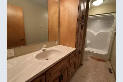 541 Southport Drive, Fairmont, MN 56031 - Photo 34