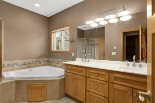 7654 Bennett Ct, Inver Grove Heights, MN 55077 - Photo 12