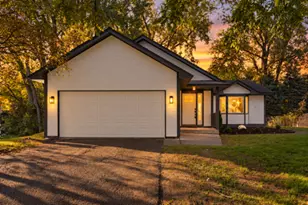 1862 Fox Run, Centerville, MN 55038 - Photo 4