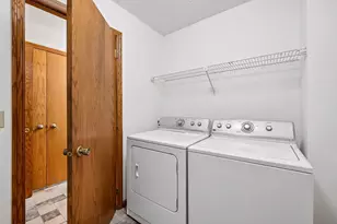 3650 Gettysburg Ave S, Saint Louis Park, MN 55426 - Photo 16