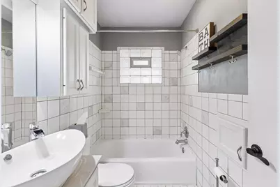 1913 Independence Avenue N, Golden Valley, MN 55427 - Photo 20