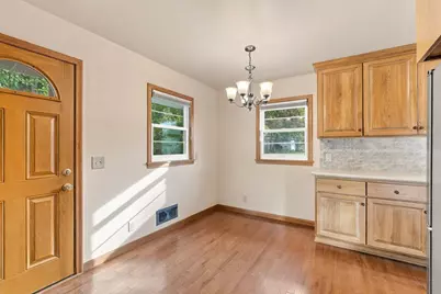 443 Eldridge Avenue W, Roseville, MN 55113 - Photo 8