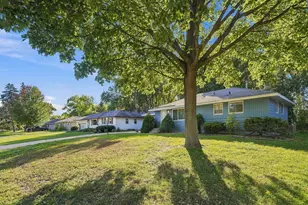 6131 Lee Ave N, Brooklyn Center, MN 55429 - Photo 40