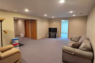 237 Crescent Dr, Breckenridge, MN 56520 - Photo 12