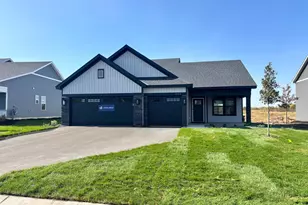 1652 Lund Wy, Shakopee, MN 55379 - Photo 1