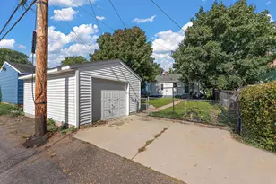 1340 3rd St E, Saint Paul, MN 55106 - Photo 6