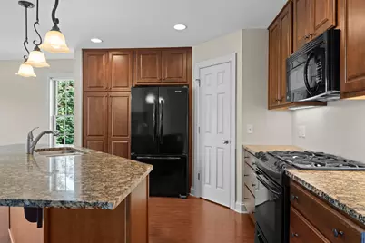 301 Canyon Boulevard, Hudson, WI 54016 - Photo 4