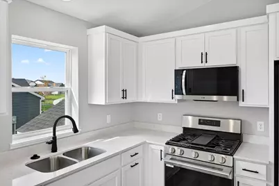 37546 Greenway Avenue, North Branch, MN 55056 - Photo 8