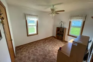 803 13th Ave SE, Austin, MN 55912 - Photo 12