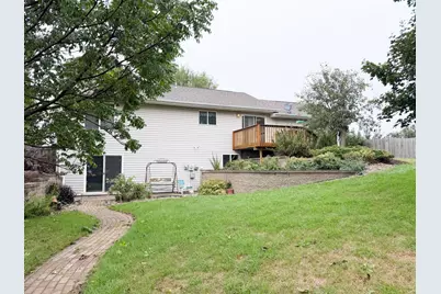 1112 Cherry Drive, Luverne, MN 56156 - Photo 8