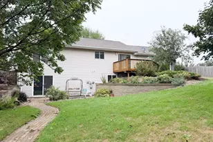 1112 Cherry Dr, Luverne, MN 56156 - Photo 8