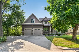 2635 Nathan Ln N, Plymouth, MN 55441 - Photo 78