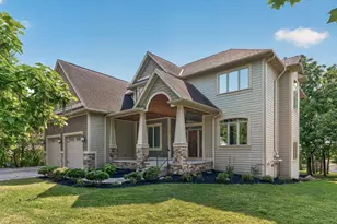 2635 Nathan Ln N, Plymouth, MN 55441 - Photo 80