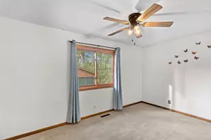 202 Robert St, Mahtomedi, MN 55115 - Photo 18