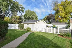 2123 Fairway Dr NE, Columbia Heights, MN 55421 - Photo 6