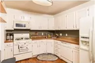 253 Maureen Ln NE, Columbia Heights, MN 55421 - Photo 6
