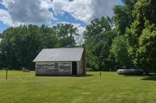 737 40th St, Dunnell, MN 56127 - Photo 8
