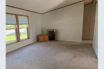 210 Margaret Avenue, Lakefield, MN 56150 - Photo 2