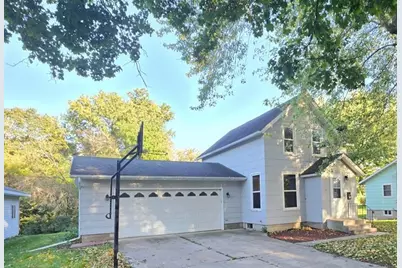 207 Willow Avenue, Owatonna, MN 55060 - Photo 1