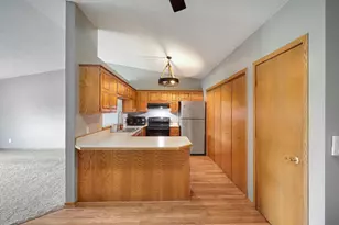 11139 Edgewood Cir N, Champlin, MN 55316 - Photo 6