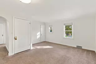 1049 Gorman Ave, West Saint Paul, MN 55118 - Photo 16