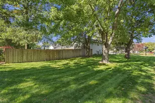 756 97th Ln NE, Blaine, MN 55434 - Photo 4