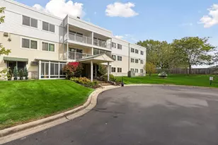 130 Demont Ave E, Little Canada, MN 55117 - Photo 40