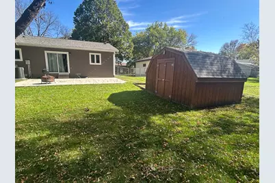 1100 Columbine Drive, Marshall, MN 56258 - Photo 22