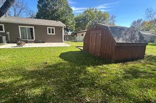 1100 Columbine Dr, Marshall, MN 56258 - Photo 22