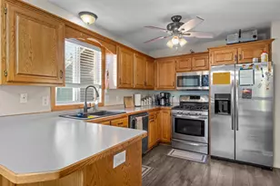 38465 Coventry Dr, North Branch, MN 55056 - Photo 6