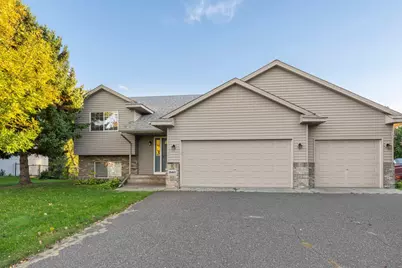 38465 Coventry Drive, North Branch, MN 55056 - Photo 2
