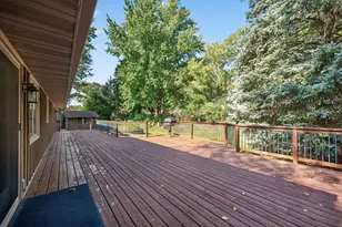 12760 Roberts Dr, Eden Prairie, MN 55346 - Photo 40