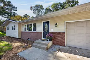 2555 Holly St S, Cambridge, MN 55008 - Photo 2