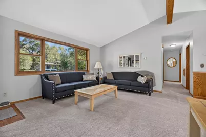 2555 Holly Street S, Cambridge, MN 55008 - Photo 4