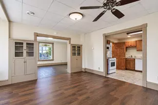 203 N 3rd St, Le Sueur, MN 56058 - Photo 4
