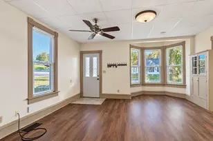 203 N 3rd St, Le Sueur, MN 56058 - Photo 6