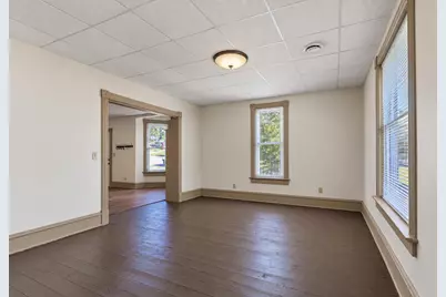 203 N 3rd Street, Le Sueur, MN 56058 - Photo 10