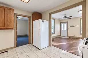 203 N 3rd St, Le Sueur, MN 56058 - Photo 14
