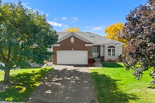 15167 Claret Cir, Rosemount, MN 55068 - Photo 4