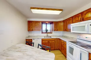 808 Lake Chapeau Dr, Albert Lea, MN 56007 - Photo 6