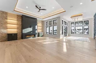 4935 Parkside Cir, Eagan, MN 55123 - Photo 6