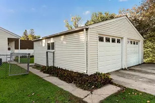307 2nd Ave NW, Kasson, MN 55944 - Photo 2