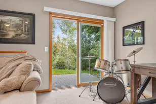 6585 Promontory Dr, Eden Prairie, MN 55346 - Photo 38