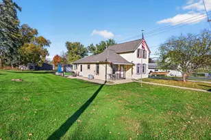 243 W 15th St, Saint Charles, MN 55972 - Photo 1